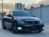 A picture of TOYOTA CROWN
