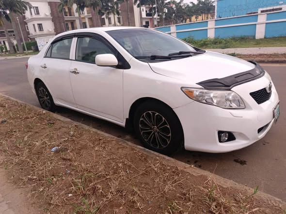 A picture of Belgium grade 2009 Toyota Corolla