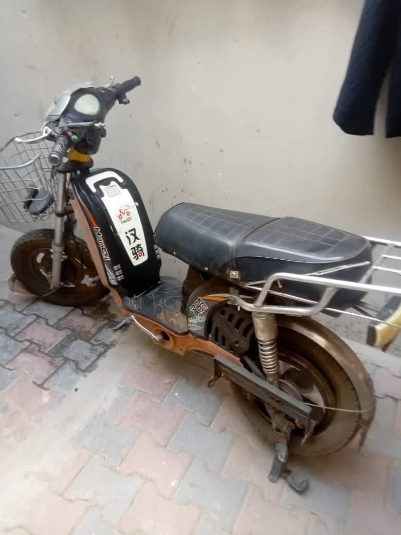 motorbikes