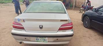A picture of Peugeot 406
