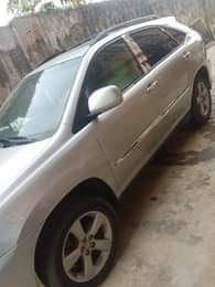 A picture of Super Clean Lexus Rx 330 with Clean Interior Everything working