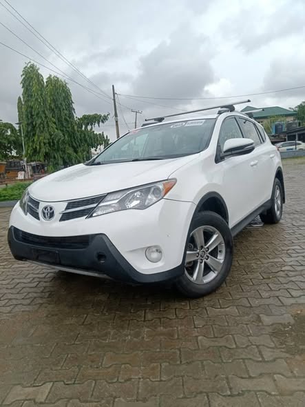 A picture of 2016 Toyota RAV4