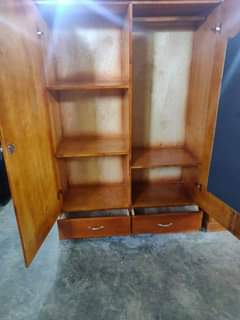A picture of Large size wardrobe