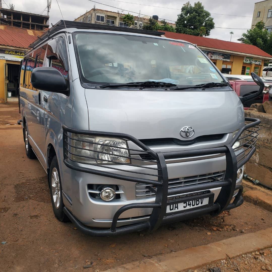 A picture of Toyota Hiace drone model 2011