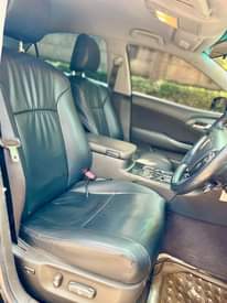 A picture of TOYOTA CROWN UBN MODEL 2013 CC 2 5 engine Price