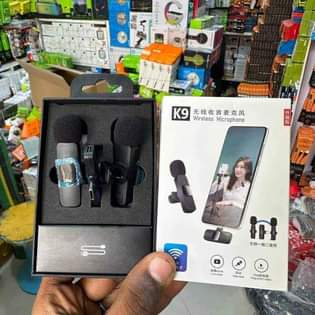 A picture of Mic double za wireless type c and iphone