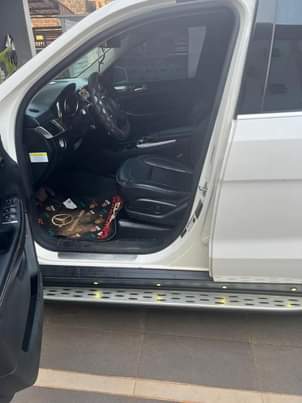 A picture of SUPER clean 2014 Mercedes Benz ml350 4matic accident free Tokunbo