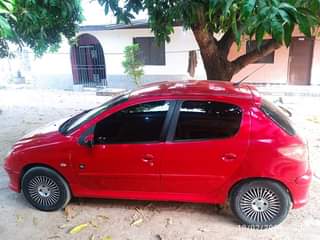 A picture of Peugeot 206