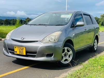 A picture of Toyota wish