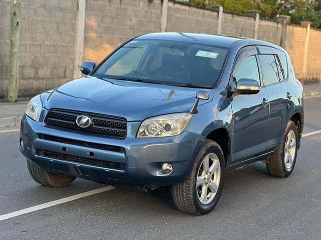 A picture of Toyota Rav 4 mis tz