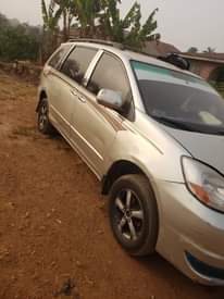 A picture of Car