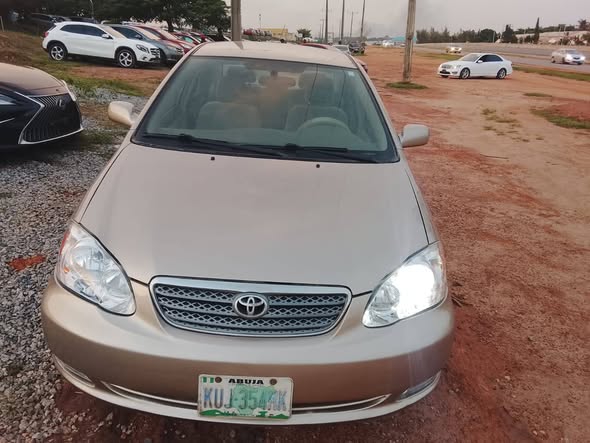 A picture of 5 5m Distress super 2006 model Toyota Corolla untampered engine