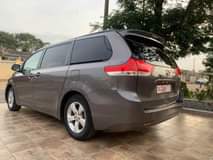 toyota sienna