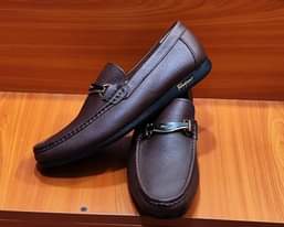 A picture of Men s shoes