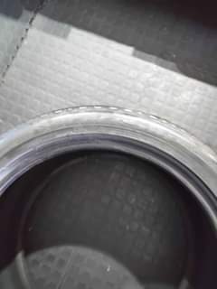 A picture of 315 35 20 Runflat