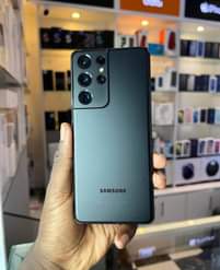 A picture of Note 20 Ultra 5G at 1.2M S21 Ultra 5G at