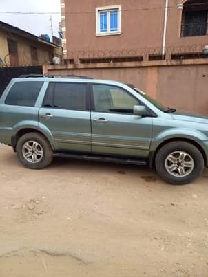 A picture of HONDA PILOT 2006