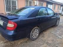 A picture of 2004 Toyota Camry 2004