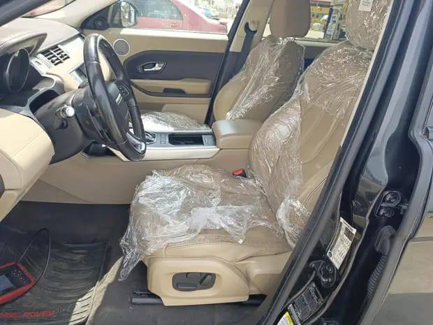 A picture of Range rover Evoque 2014