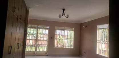 A picture of HOUSE FOR SALE