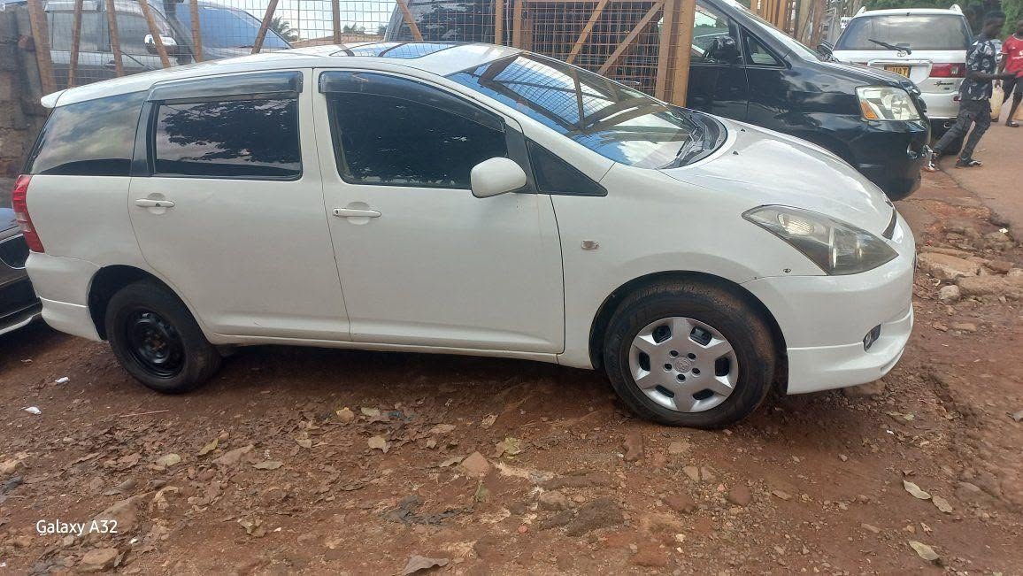 A picture of Wish Toyota