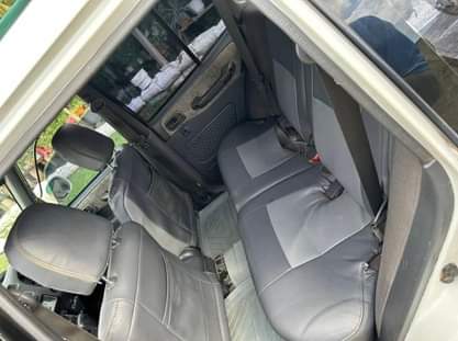 A picture of Toyota Rav4 Old