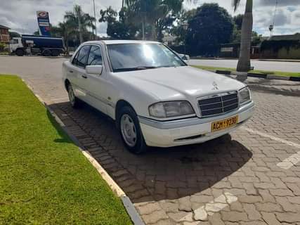 classifieds/cars mercedes