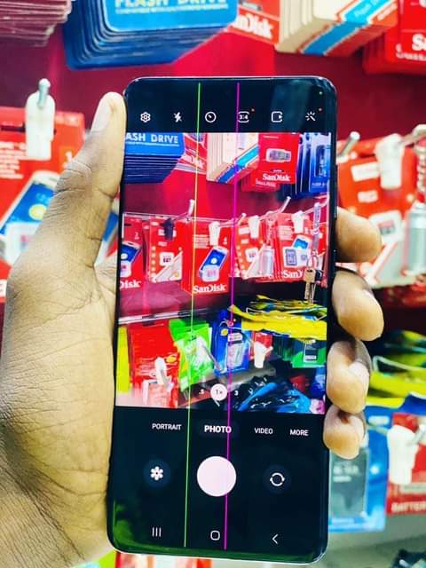 A picture of SAMSUNG GALAXY S20 5G