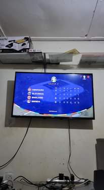 A picture of Hisense 43 smart tv