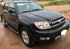 A picture of Clean Toyota 4runner 05 first body Leather interior Clean and