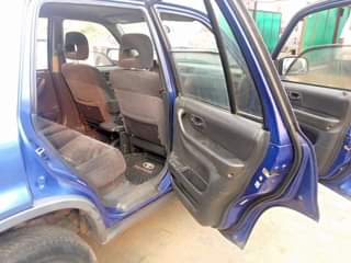 A picture of 2000 Honda crv