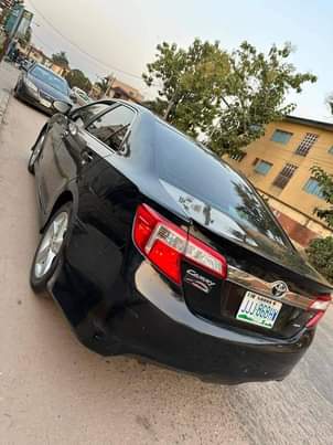 A picture of 2014 Toyota Camry SE