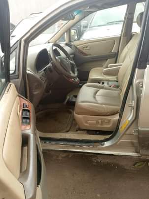 A picture of Rx300no issues all 07088153375