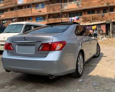 A picture of Toks Standard Fresh in 2009 Es350 Fullest ption 2Months registered