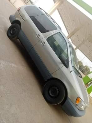 A picture of Toyota Sienna 2001 model Tokumbo Standard Everything working perfectly fine