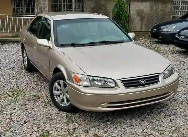A picture of URGENT BUYERS ONLY CALL Mr Michael 07064594150 CLEAN 2001 Toyota