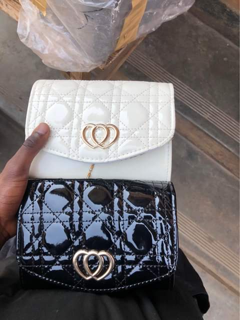 🇲🇼 M.
