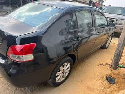 A picture of Toyota yaris 2006