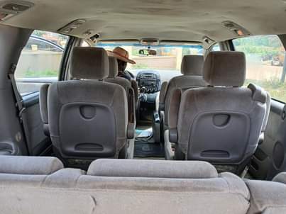 A picture of Toyota Sienna 2005 Toks standard