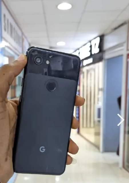 A picture of Pixel 3a 64