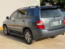 A picture of USED 2006 TOYOTA HIGHLANDER LIMITED