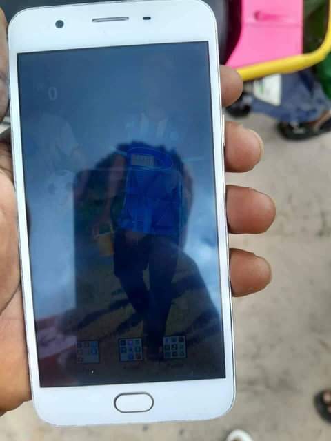 A picture of OPPO A59