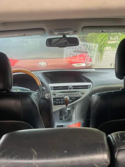 A picture of Lexus rx350 2011
