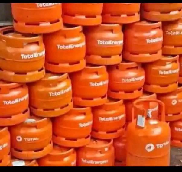 gas cylinder
