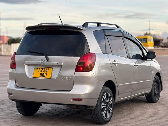 A picture of TOYOTA SPACIO