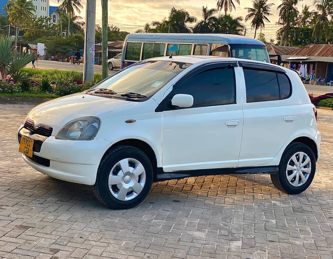 A picture of Vitz Old