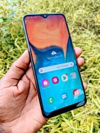 A picture of Samsung Galaxy a20 krek kdg gb32 ram3 net 4g
