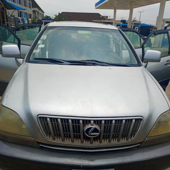 A picture of SWAP DEAL AVAILABLE 2002 Lexus Buy Drive