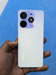 A picture of SPARK 10 PRO AT ONLY 550K