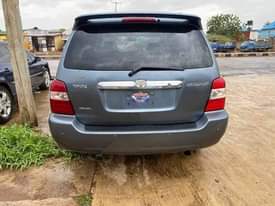 A picture of Car s
